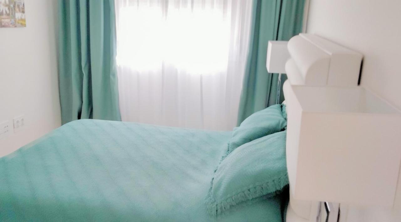 Lovely Apartment Centrally Located In Εστεπόνα Εξωτερικό φωτογραφία