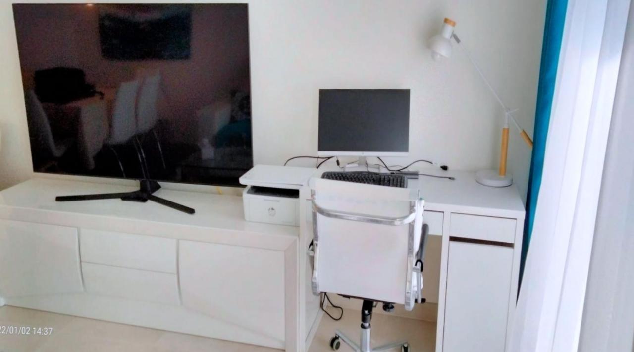 Lovely Apartment Centrally Located In Εστεπόνα Εξωτερικό φωτογραφία